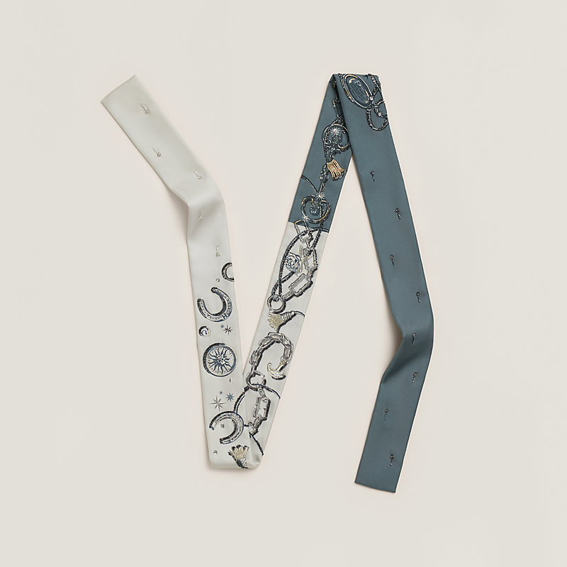 エルメス 2025AW Twilly 《セ・ラ・フェット》 エルメス ツイリー 2025 AW おすすめ | ゆきこ：1、2、3、4年目と3人